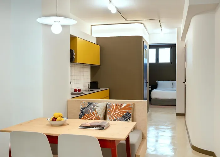 Nileos House